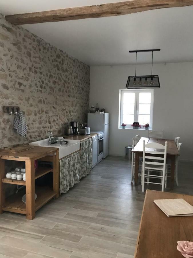 Gite De Charme Les Trois Chenes Augeres Exterior foto